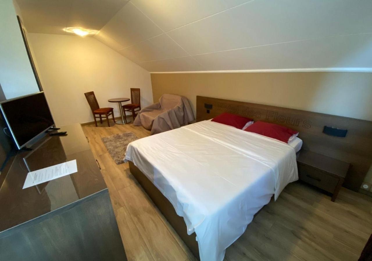 Motel Des Fleurs Servion Eksteriør bilde