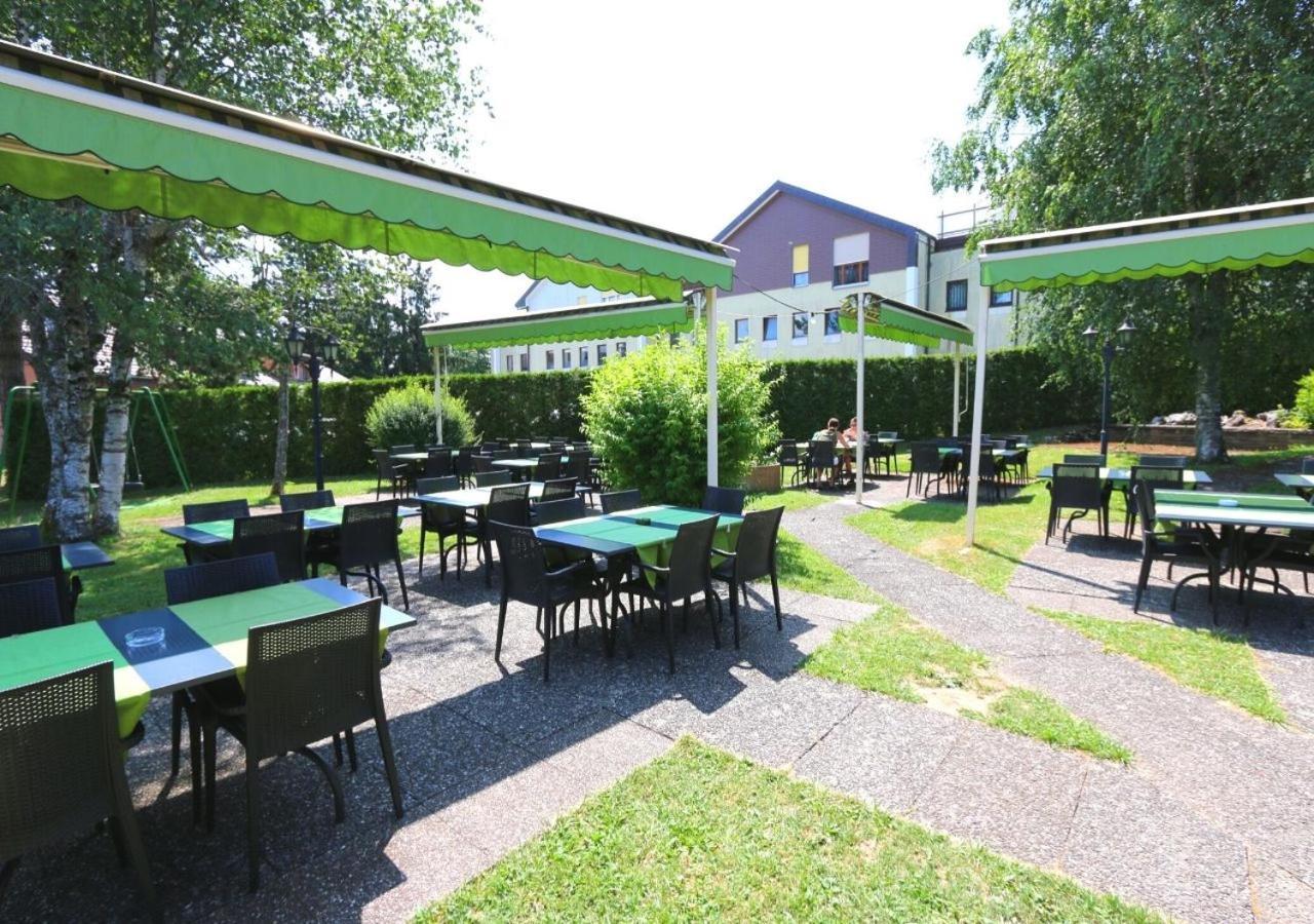 Motel Des Fleurs Servion Eksteriør bilde